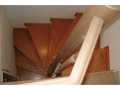 Realizzazione e installazione di scale in legno in abitazioni private 12