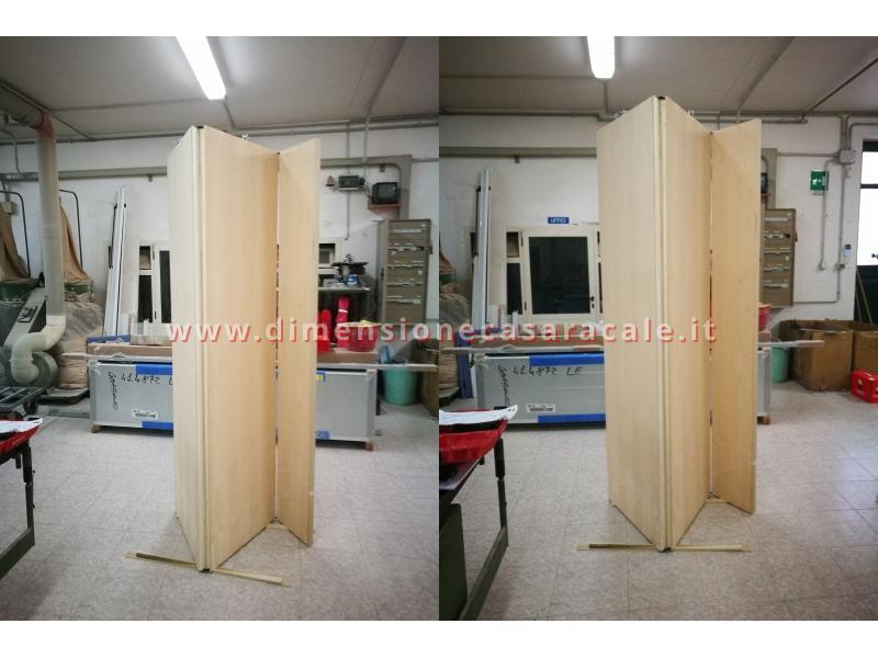 Realizzazione e installazione di cabina armadio in legno su misura con laccatura bianca 4 4