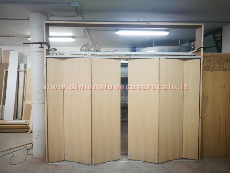 Realizzazione e installazione di cabina armadio in legno su misura con laccatura bianca 5 5