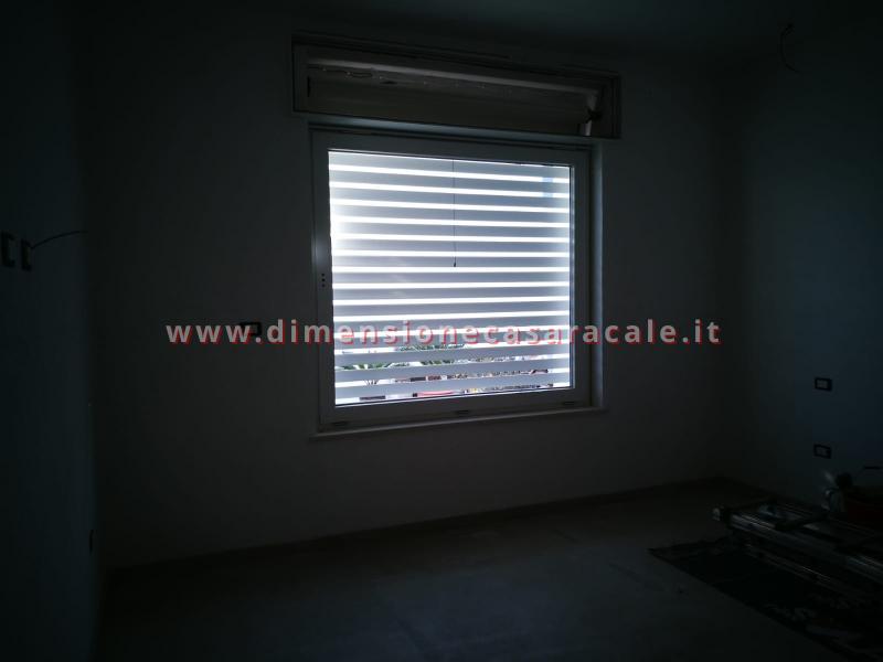 Installazioni in Lecce e provincia di tapparelle in alluminio newSolar schermature solari per interni 13