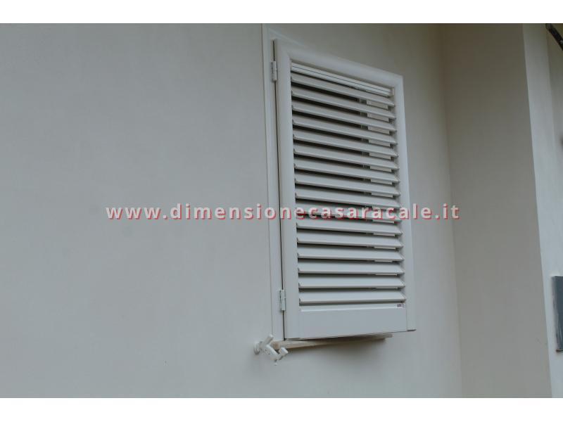 Persiane in alluminio con profilo Rehau I NOBILI linea Reginetta 3 3