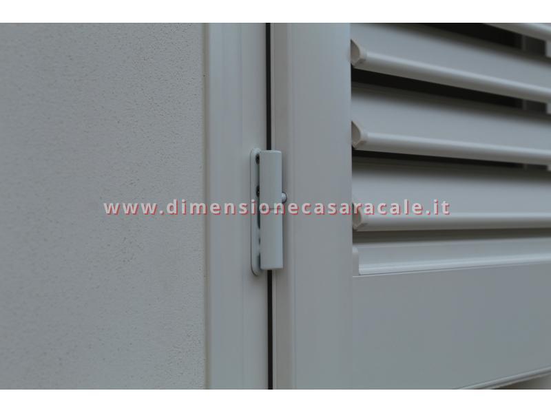 Persiane in alluminio con profilo Rehau I NOBILI linea Reginetta 7 7